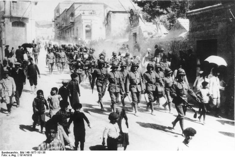 Немецкие солдаты в Иерусалиме. 1914 г.